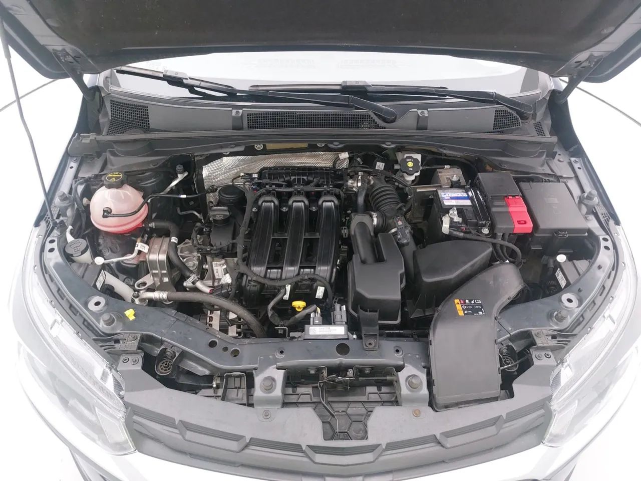 Chevrolet Onix Hatch 1.0 12V Flex Mec. 4P, foto 10 de 18