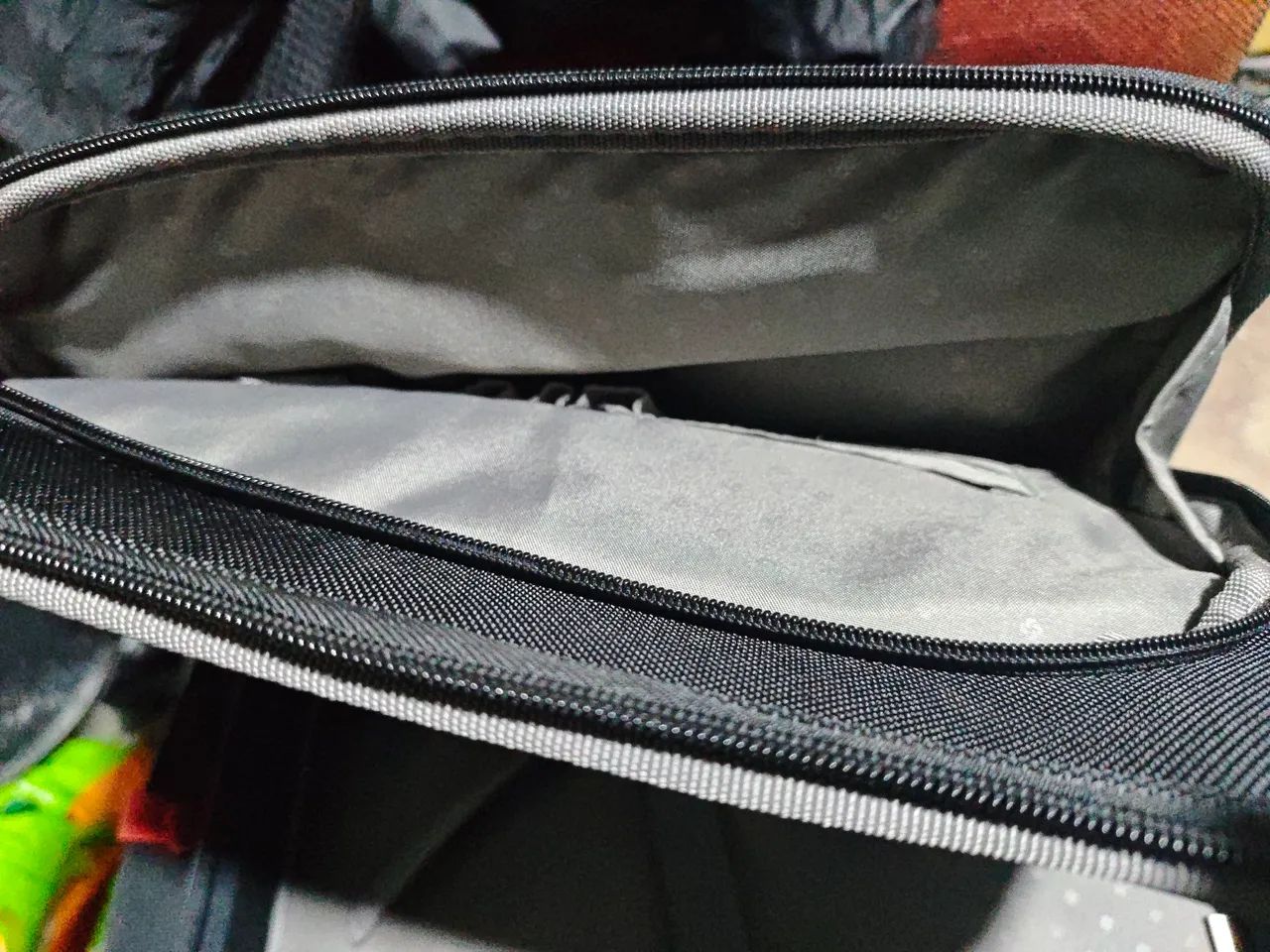 bolsa com alça pra notbook reforçada - Foto 3