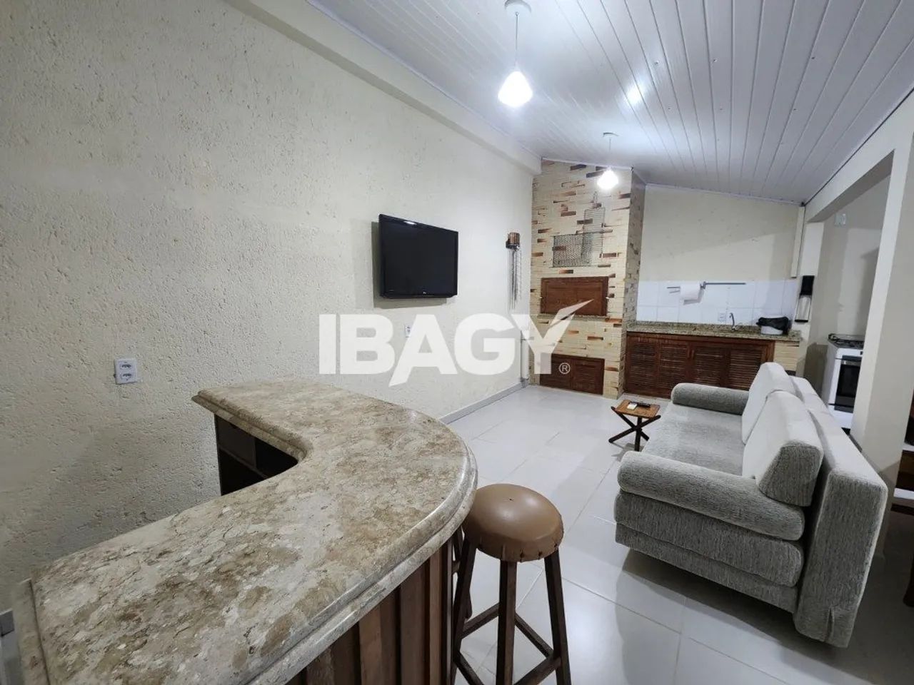 Excelente Casa 1 dormitório(s) em Carianos - Florianópolis - Foto 3