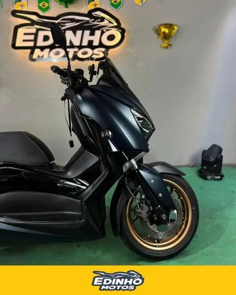 YAMAHA XMAX 2024 - Foto 5