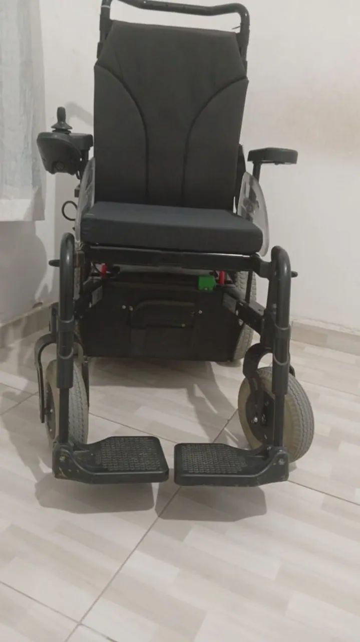 Cadeira de Rodas Automática 