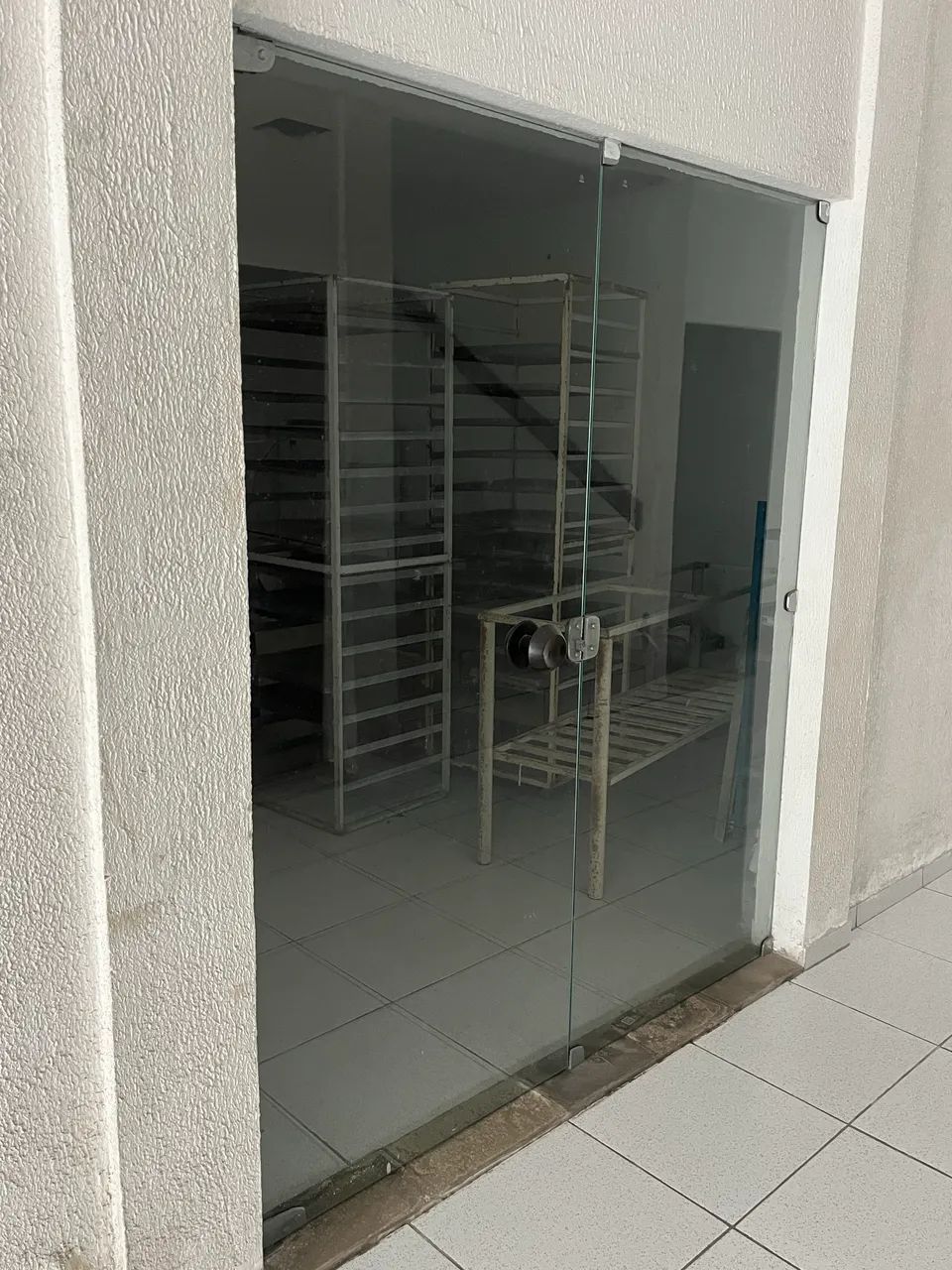 Vendo porta de vidro 