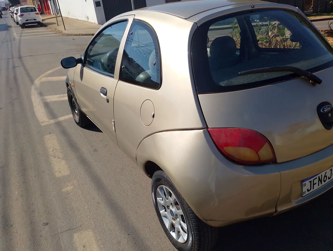 Ford KA 1.0i 3P 2000 - Foto 5