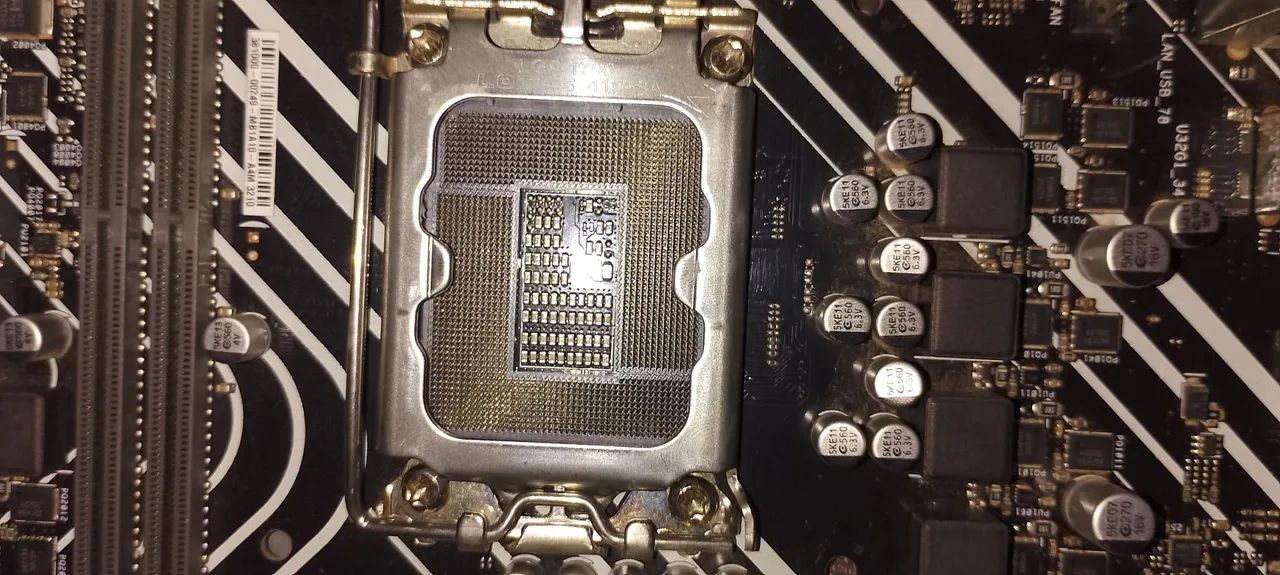 Processador i5 12400 e placa mãe asus h610m-k D4 - Foto 5