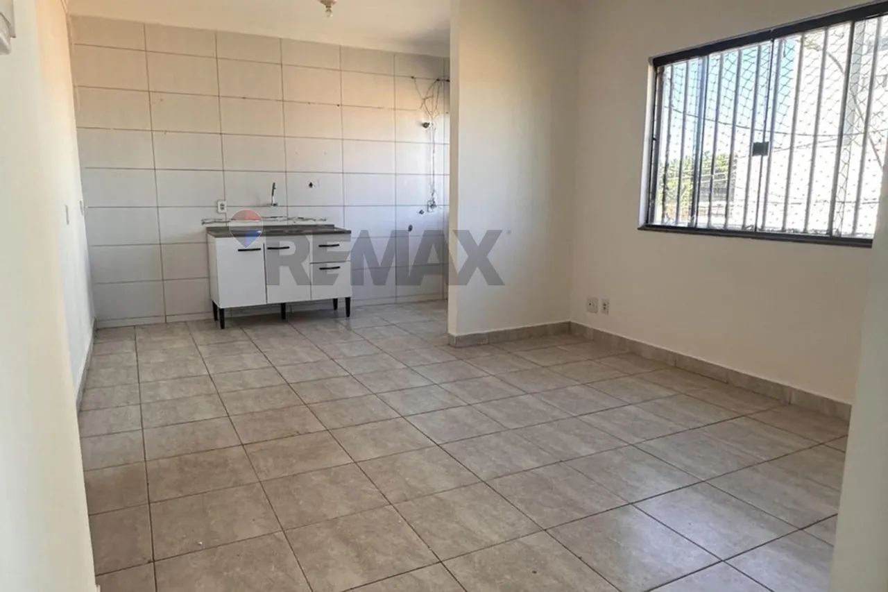 Prédio - QS 318 - SAMAMBAIA SUL - 2 LOJAS - 4 APARTAMENTOS - Foto 4