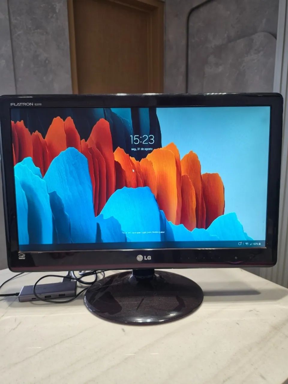 Monitor LG Flatron 21,5? Full HD | HDMI, DVI e VGA | Funcionando