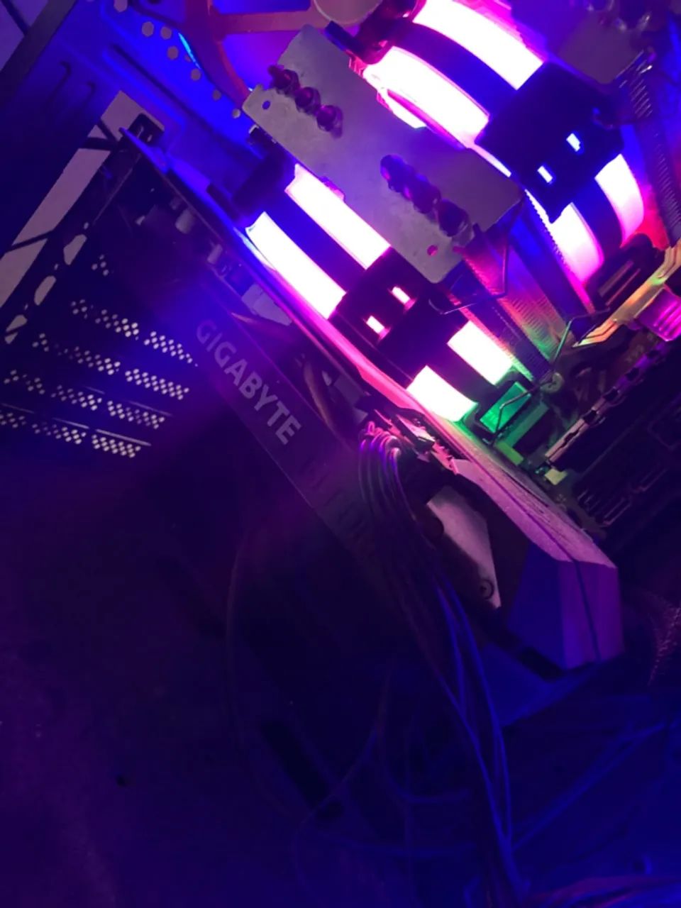 Vendo RTX 2060 Gigabyte - Foto 5