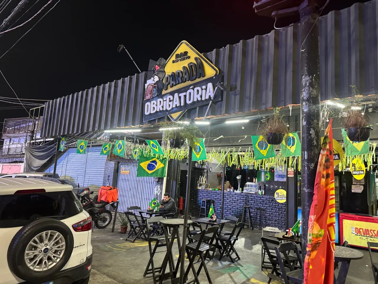 Passo excelente ponto de bar e restaurante, no coração da intendente Magalhães 
