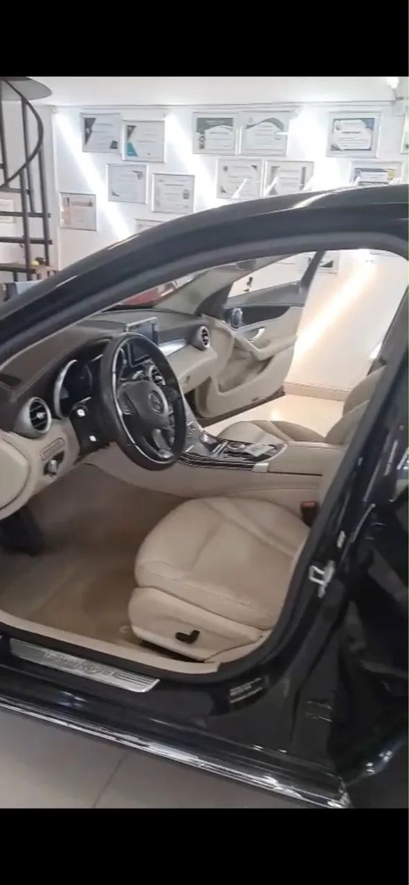 Mercedes-Benz C-180 C-180 CGI Exc. 1.6/1.6 Flex TB 16V Aut. 2016