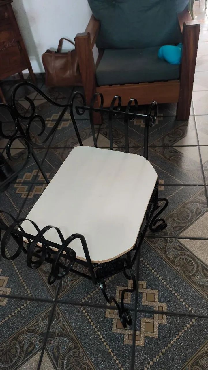 Belíssimo banco de ferro envelhecido  - Foto 4