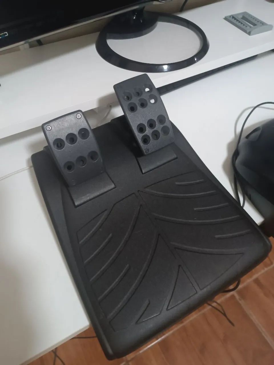 Volante gamer Logitech completo original  - Foto 2