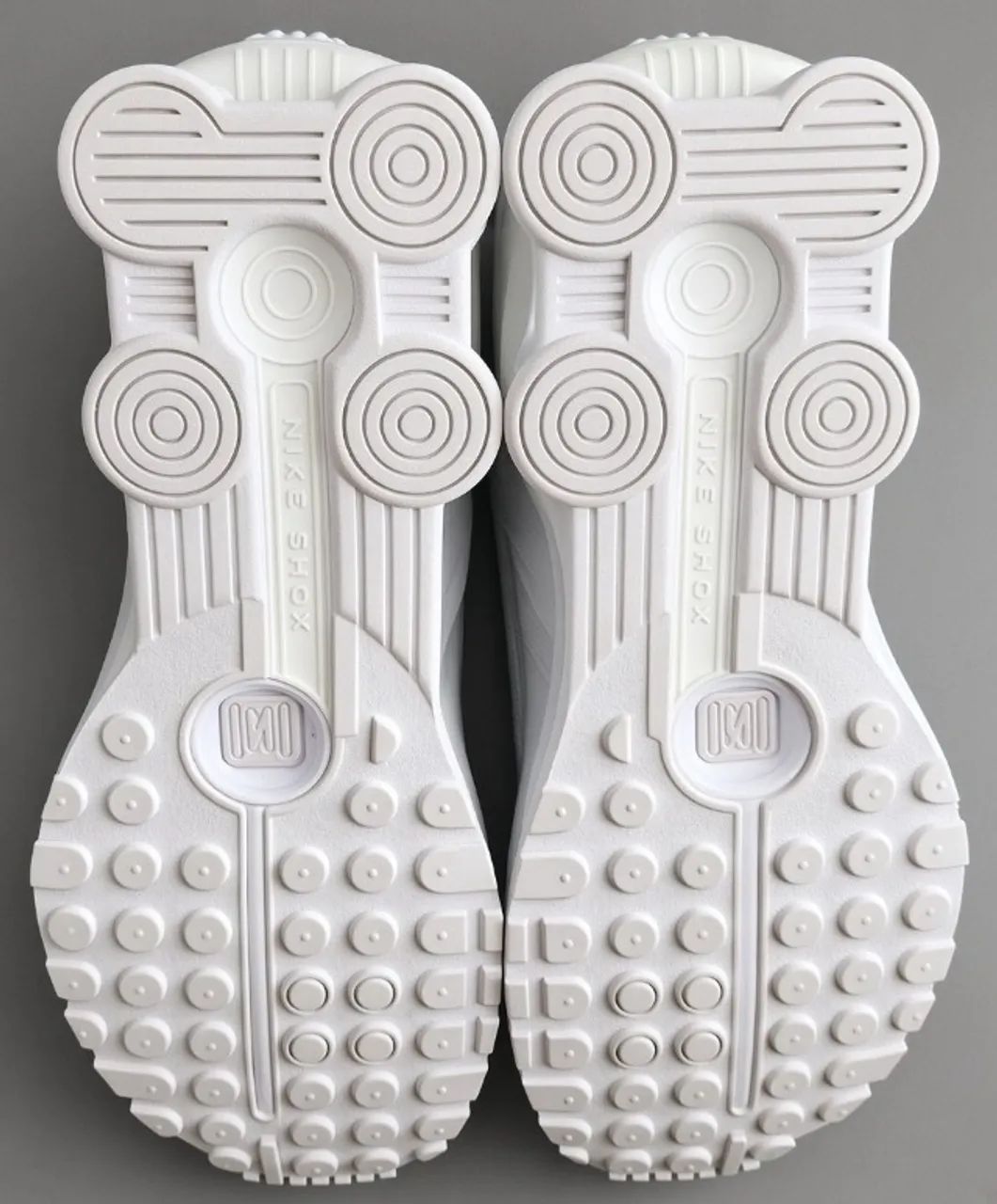 Nike Shox R4 Metallic Silver (Original) - Foto 4