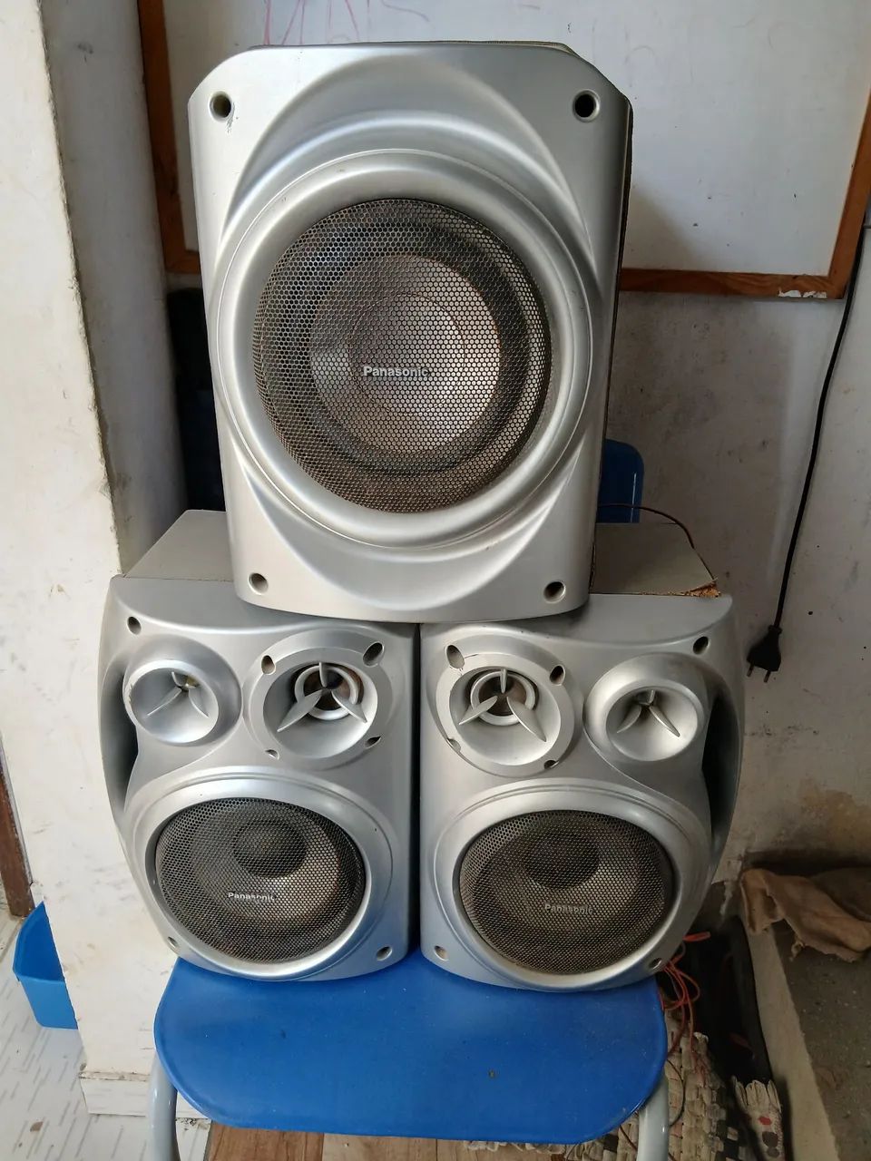Vendo 3 caixa de som funcionando 150