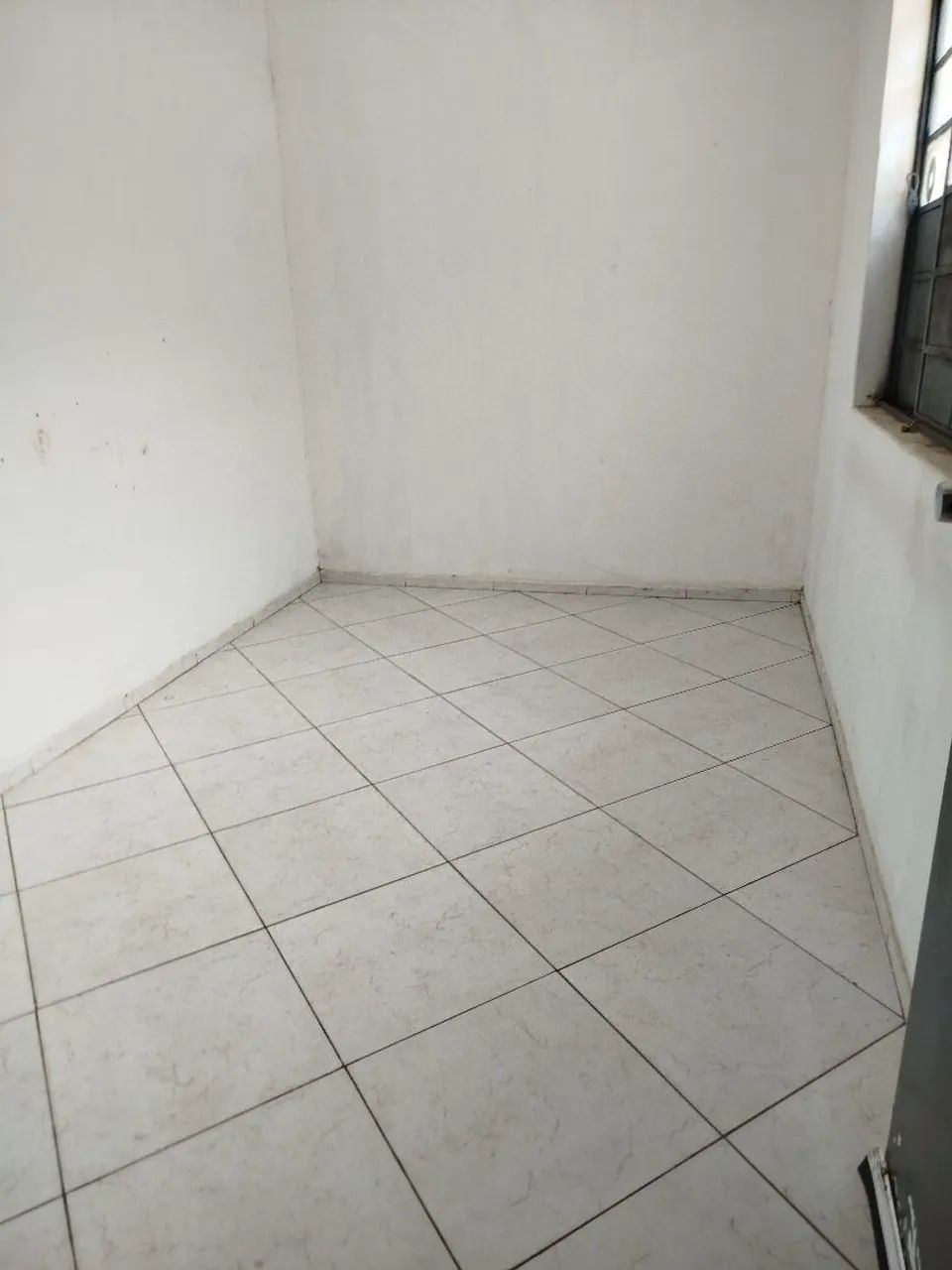 Alugo casa setor campinas próx 24 de outubro  - Foto 3