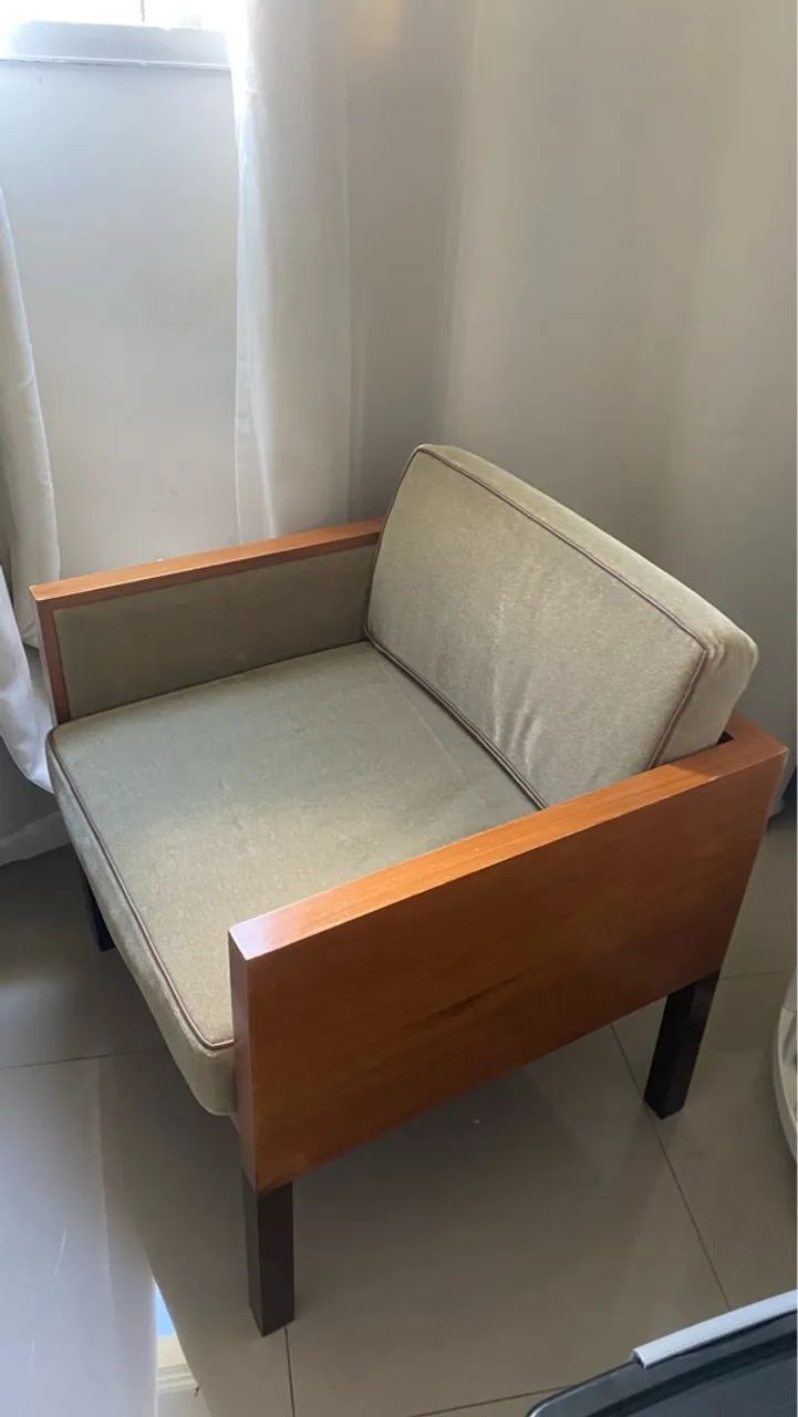 Poltrona rara, madeira maciça, tecido verde!  - Foto 2