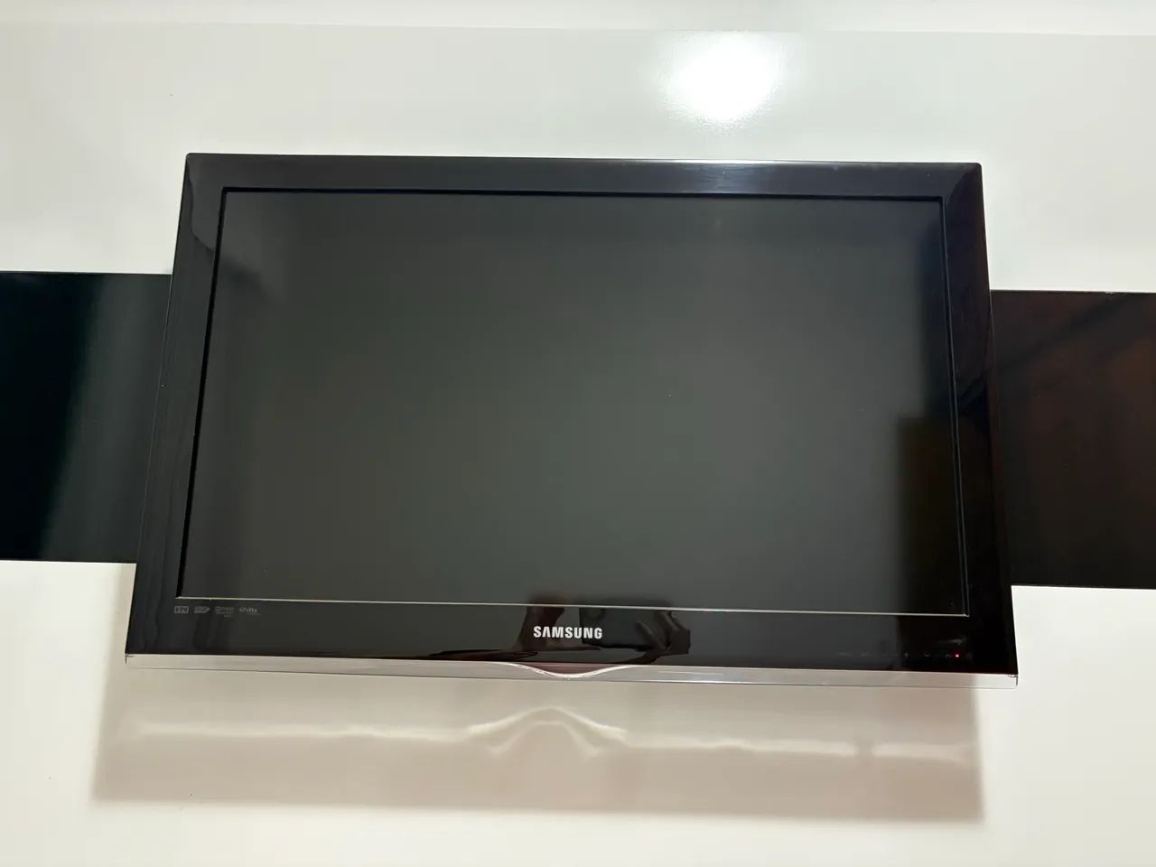 Televisão 32 Polegadas Full HD + Suporte | Ótimo Estado - Foto 3