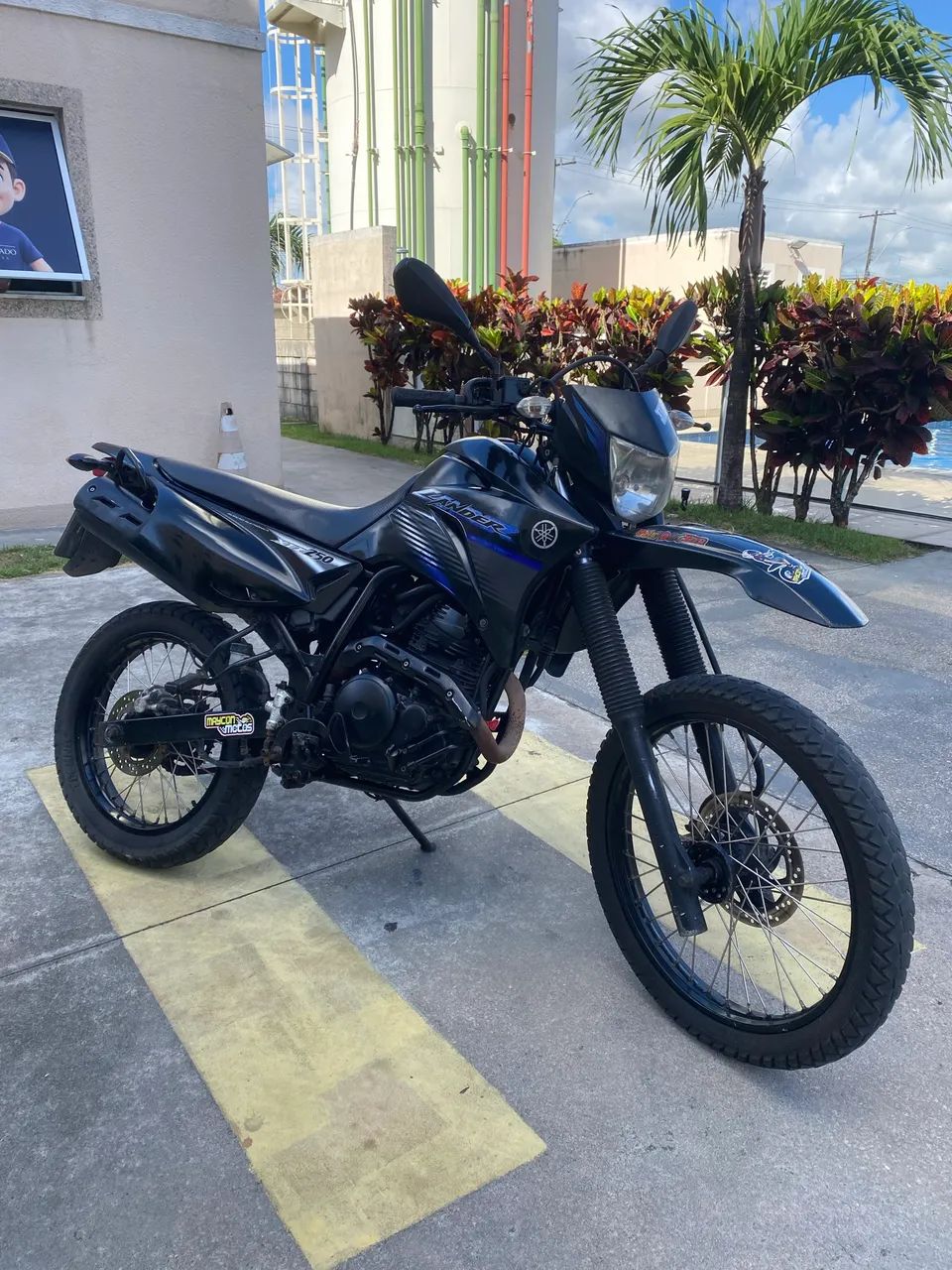 Xtz Lander 250