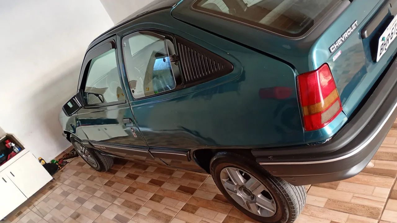 Chevrolet Kadett GLS 1.8 EFI / Sl/e 1.8 (álcool) 1993