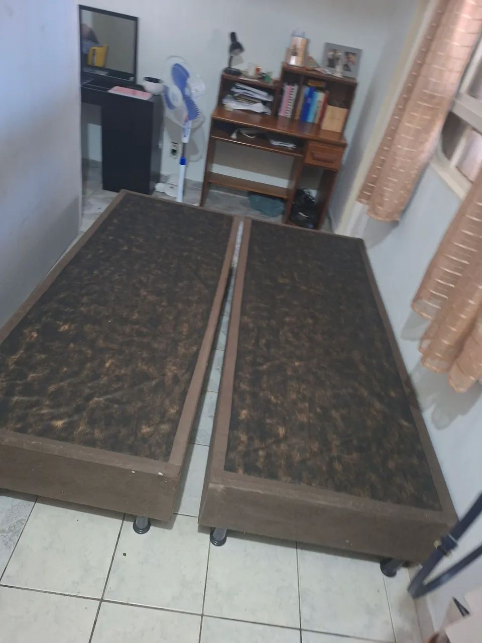 Cama Queen Colchão Magnético Completa com Cabeceira/ Aceito propostas de outros valores  - Foto 3