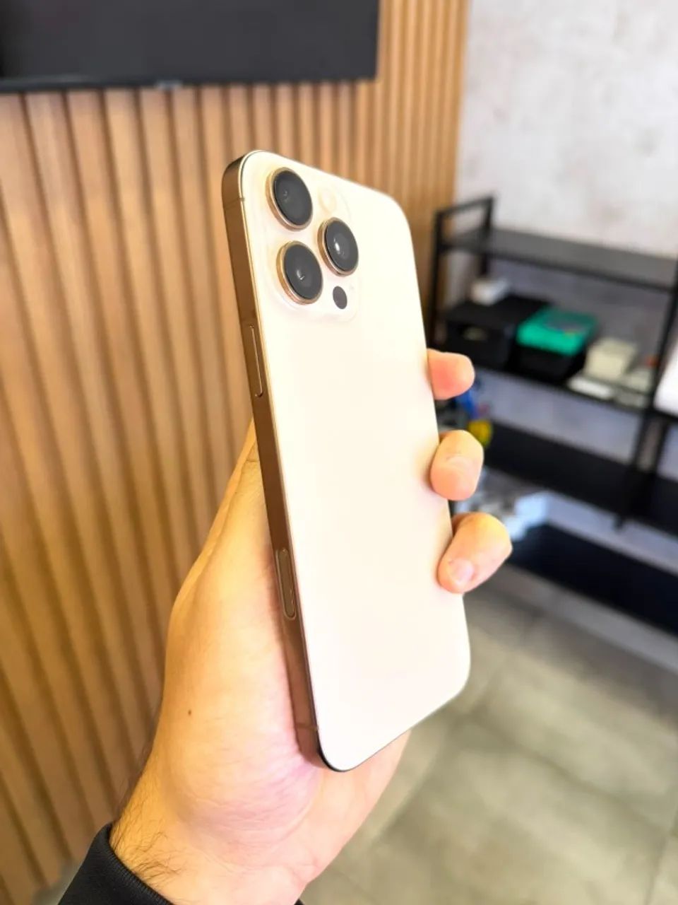iPhone 16 pro max 256gb Desert Original - Foto 3