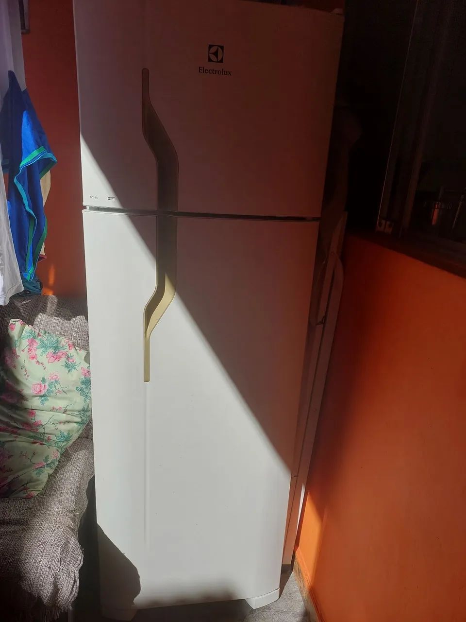 Geladeira Electrolux 220 volts 