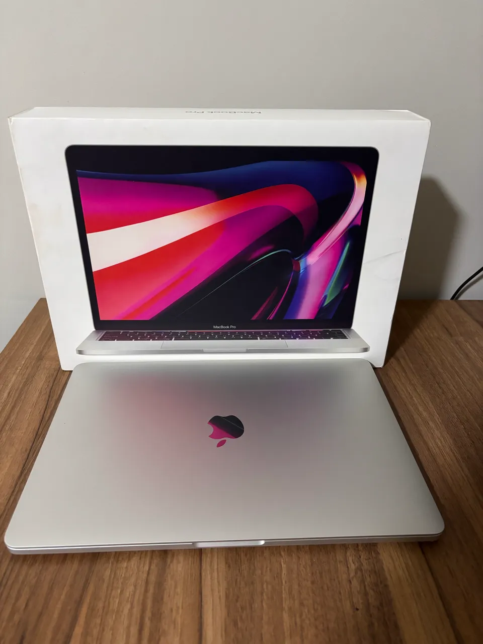 Macbook Pro M1 Pro 16GB 512GB 14 Macbook Pro M1 Pro 16GB 512GB 14
