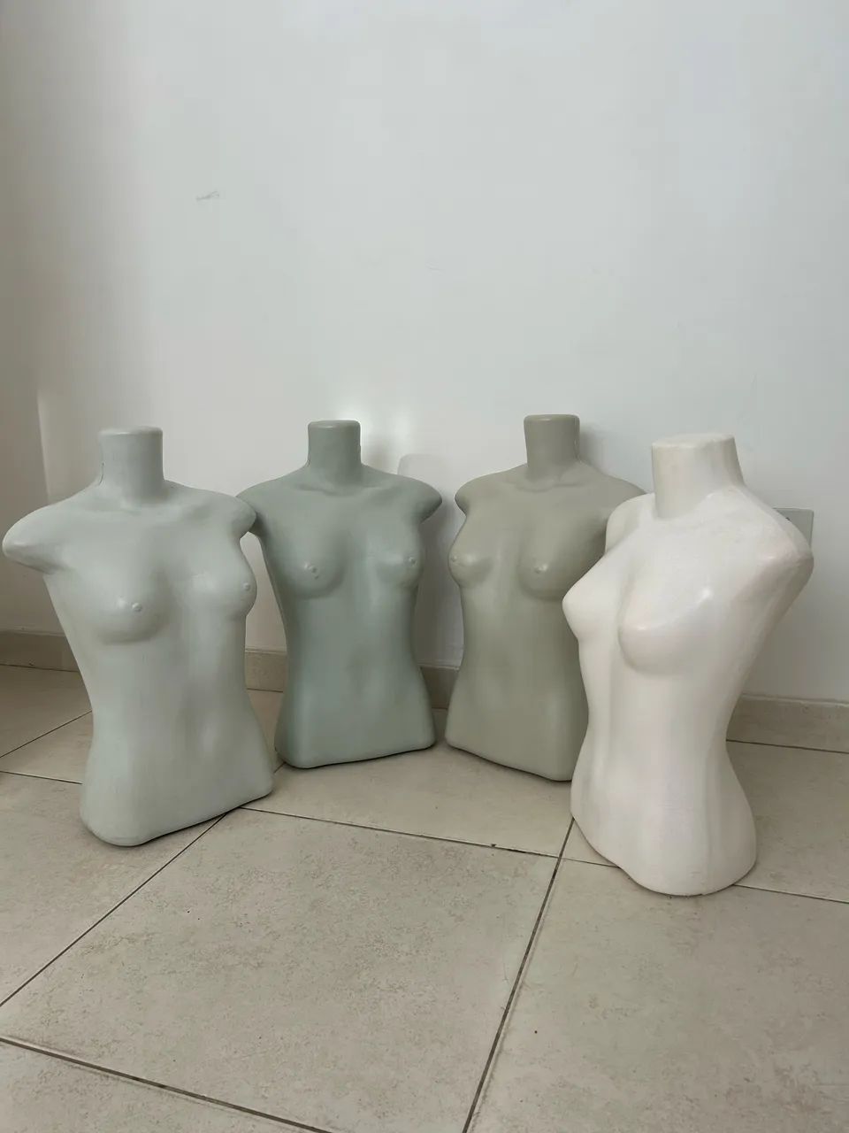 Vende-se bustos masculinos e femininos  - Foto 2