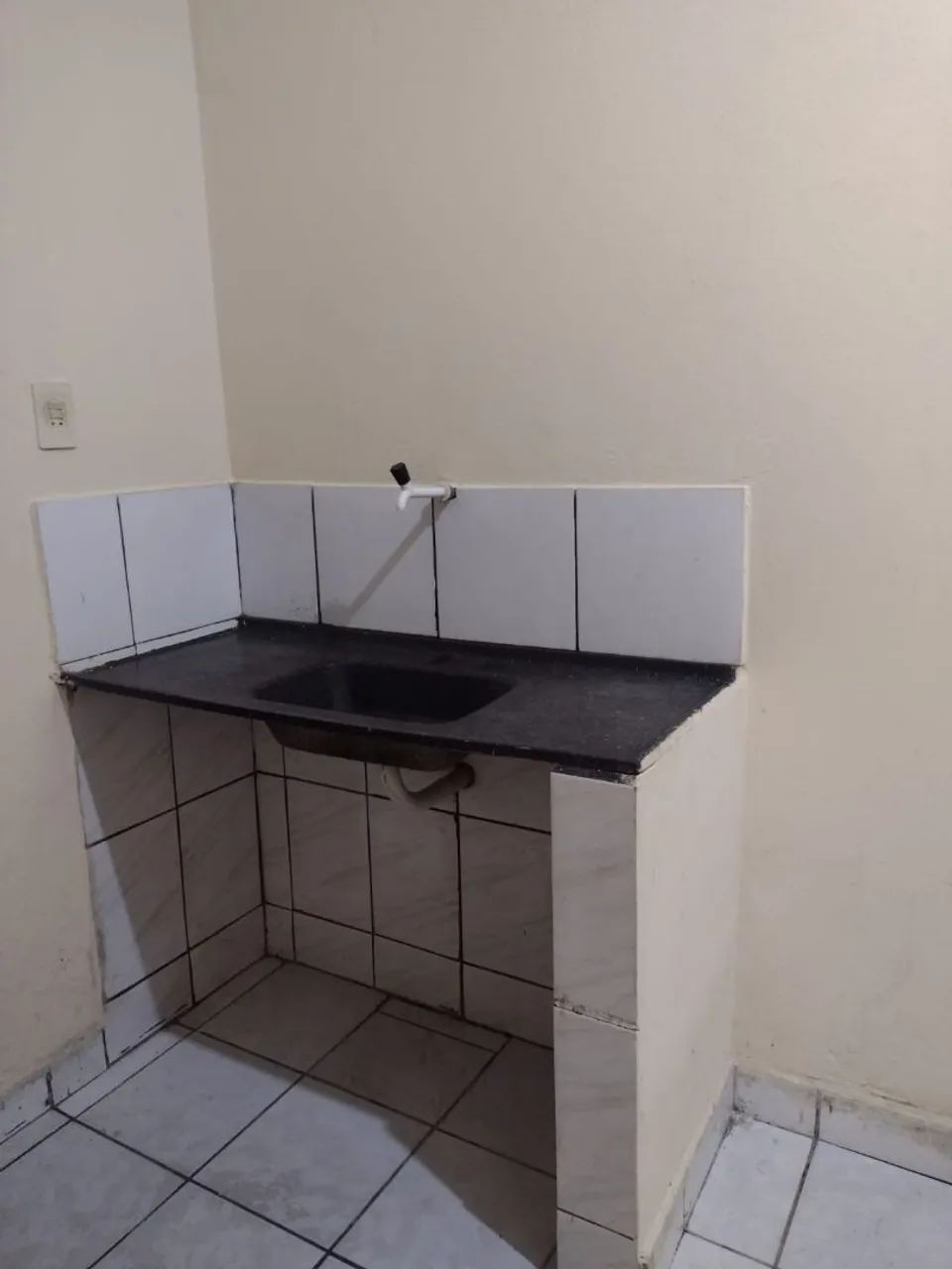 Aluga-se kitnet R$ 700 - Foto 2