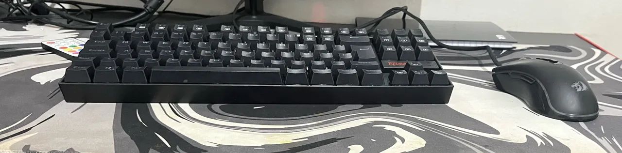 Teclado mecânico, RedragoN  Kumara, Seitch azul, 2 meses de uso - Foto 3