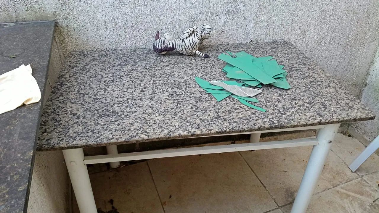 Mesa de mármore usada 