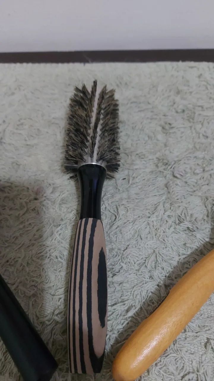 Kit ESCOVAS DE CABELO - Foto 4
