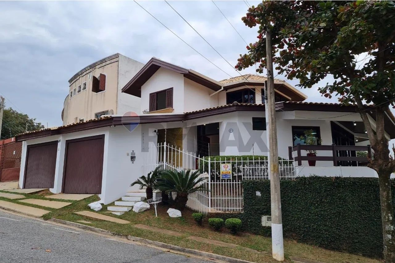 SOBRADO ESPAÇOSO E SOFISTICADO | JARDIM EMÍLIA | PRÓXIMO AO BOS