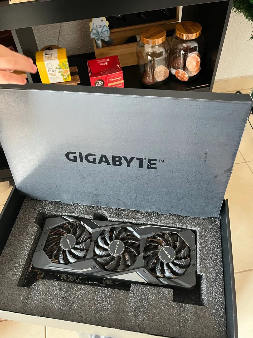 Rx 5600xt gigabyte  - Foto 5