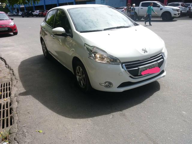 Peugeot 208 1.5 2015