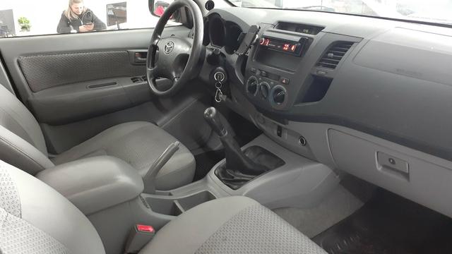 Toyota Hilux CD 4x2 abaixo Fipe - Foto 11