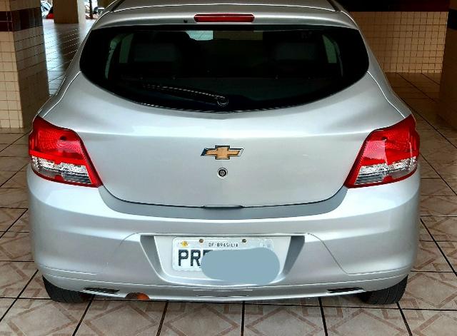 Onix Joye Completo 1.0 2017/18 - Prata - aceito troca- 33.500 - Foto 3