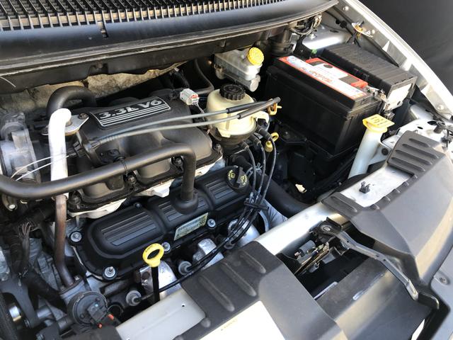 Chrysler Gran Caravan - Foto 6