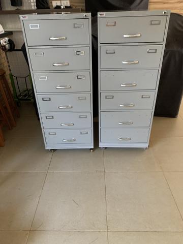 Arquivo de fichas 6x9 pol de 6 gavetas com chaves da marca Vegel - Foto 2