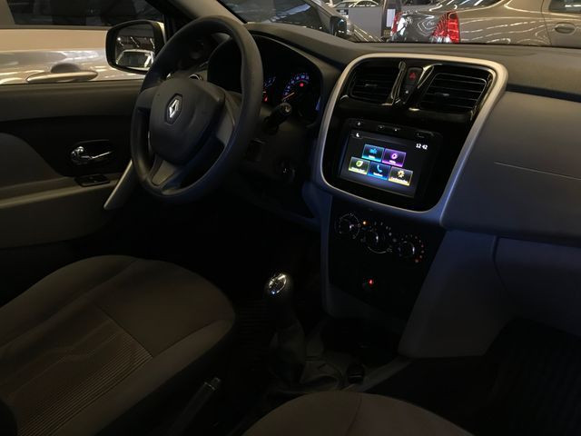 Renault Logan 1.0 Expression 2020 - Foto 8