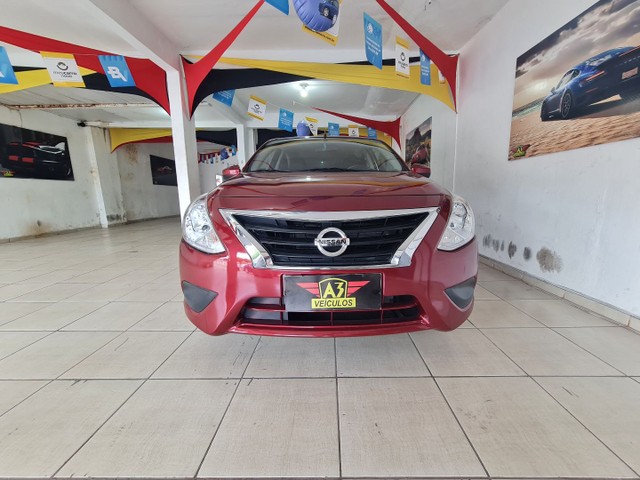 NISSAN VERSA 1.0 COMPLETO