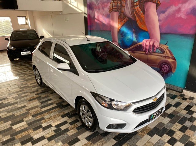 ONIX LT 1.0 2018 COMPLETO