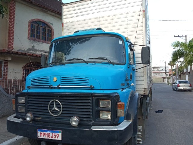 VENDO CAMINHÃO TRUCK