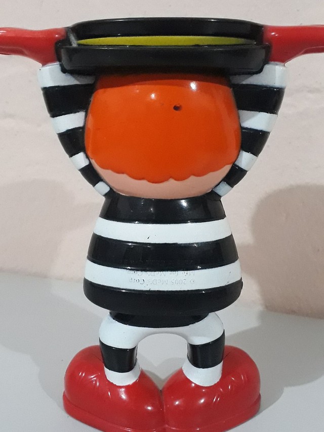 Boneco Papa Burguer articulado antigo de 2006 coleção Mac Lanche feliz,  tenho todos desta coleção