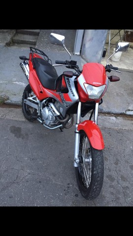 NX 400 FALCOM