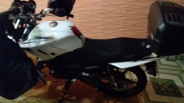 MOTO YAMAHA FACTOR