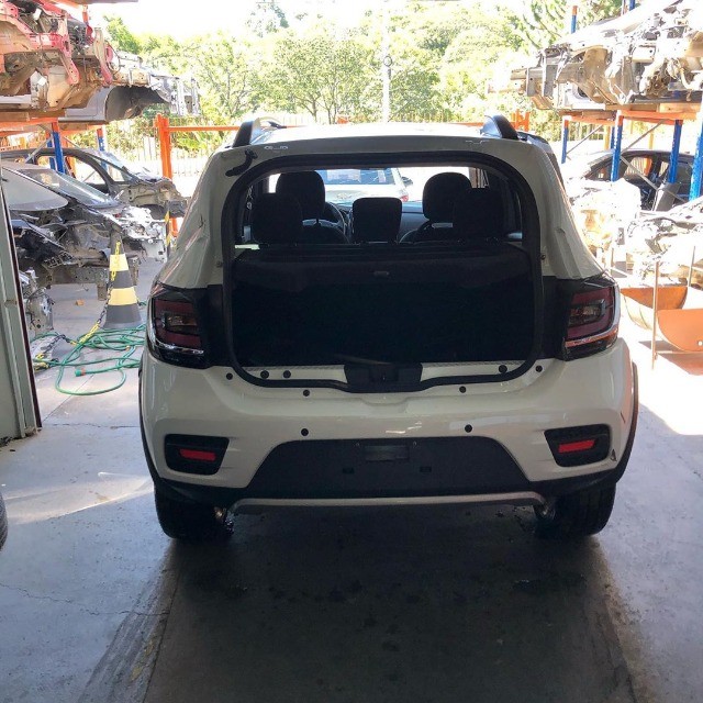 Renault Sandero 2016 Motor Parachoque Lanterna Porta Capo Farol Airbag Sucata - Foto 5