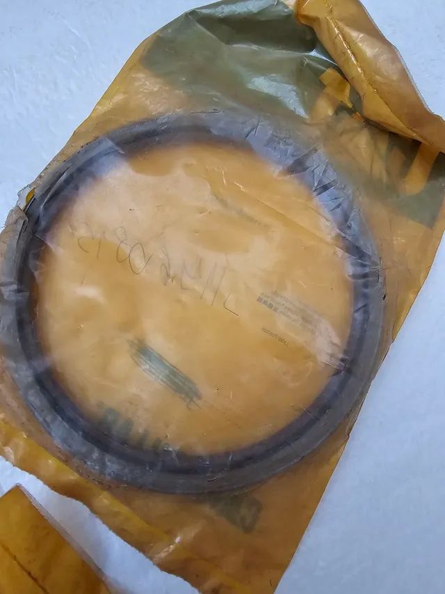 Carregadeira caterpillar 994 retentor novo original 1169328 - Foto 4