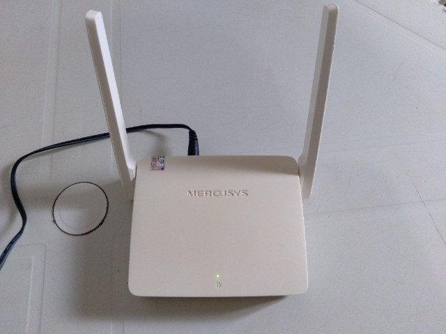 Roteador Mercusys Mw301r Wireless 2 Antenas usado - Computadores e  acessórios - Serraria, Maceió 1165584749 | OLX