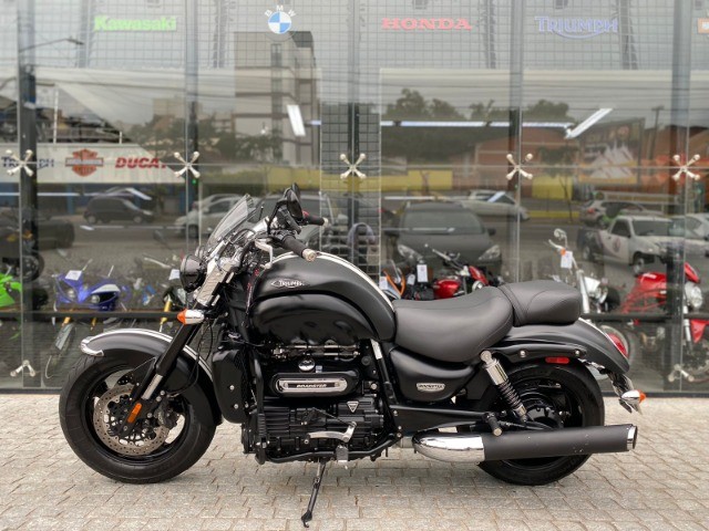 TRIUMPH ROCKET III ROADSTER 2300CC 2014 1165527809 OLX