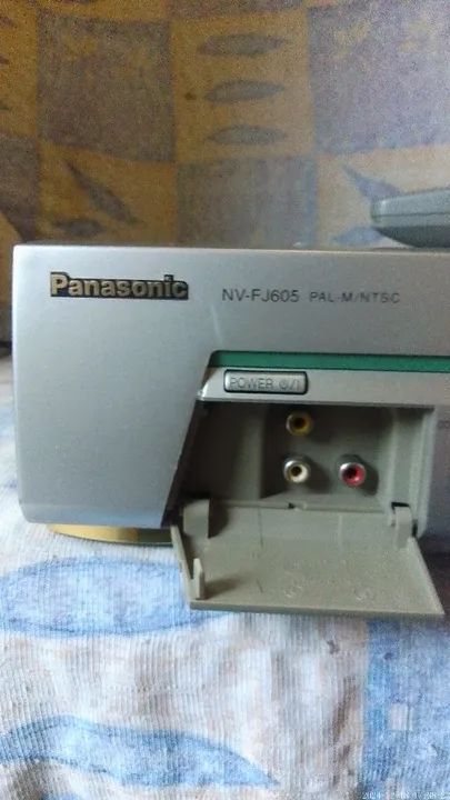 Vídeo Cassete Panasonic 7 cabeças - NV-FJ605 Super Drive - Foto 2